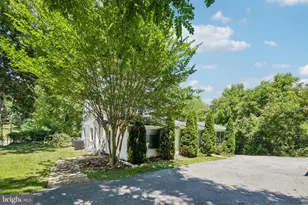907 Charles St, La Plata, MD 20646 - Photo 32