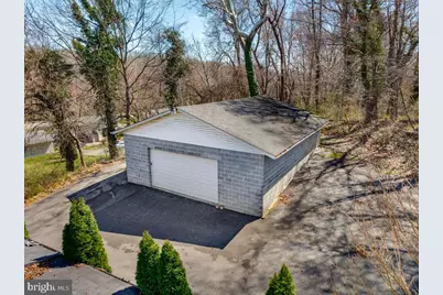 907 Charles Street, La Plata, MD 20646 - Photo 2