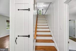 907 Charles St, La Plata, MD 20646 - Photo 12