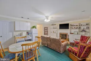 105 Huckleberry Dr, La Plata, MD 20646 - Photo 22