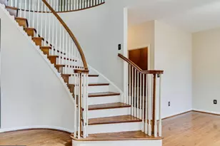 11645 Bachelors Hope Ct, Swan Point, MD 20645 - Photo 4