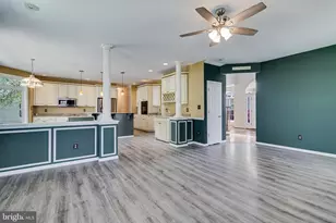 11645 Bachelors Hope Ct, Swan Point, MD 20645 - Photo 10