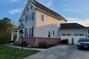 11731 Folkstone Ct, Waldorf, MD 20602 - Photo 2