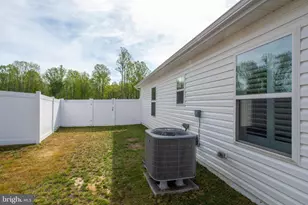 291 Forest Edge Ave, La Plata, MD 20646 - Photo 32