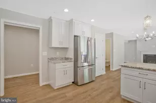 8 E Poplar Ln, Indian Head, MD 20640 - Photo 4