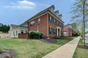 228 Buckeye Cir, La Plata, MD 20646 - Photo 2