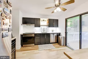 8709 Valley Dr, Waldorf, MD 20603 - Photo 12