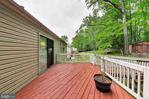 8709 Valley Dr, Waldorf, MD 20603 - Photo 34