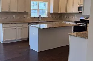 11151 St Christopher Dr, White Plains, MD 20695 - Photo 10