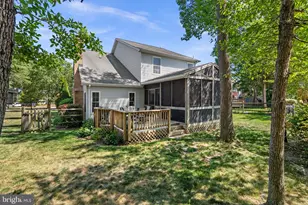 6830 Raccoon Ct, Waldorf, MD 20603 - Photo 38