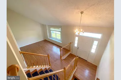 10389 Chamberlin Court E, Waldorf, MD 20601 - Photo 4