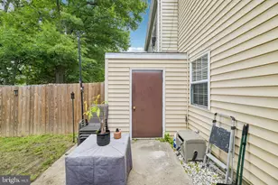 836 Holly Dr, La Plata, MD 20646 - Photo 46