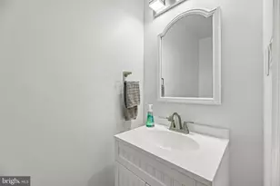 836 Holly Dr, La Plata, MD 20646 - Photo 18