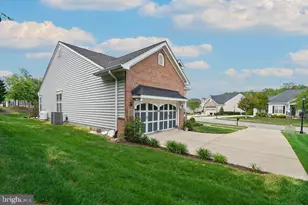120 Hawthorne Greene Cir, La Plata, MD 20646 - Photo 14