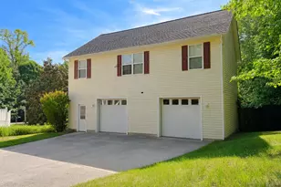 6890 Barney Dr, Hughesville, MD 20637 - Photo 4