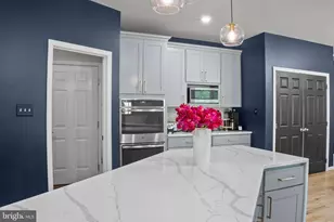 12371 Belle Pl, Hughesville, MD 20637 - Photo 16