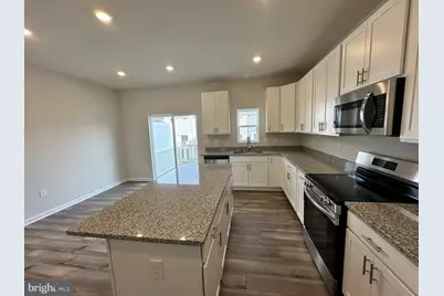 5627 Ludlow Place, White Plains, MD 20695 - Photo 4