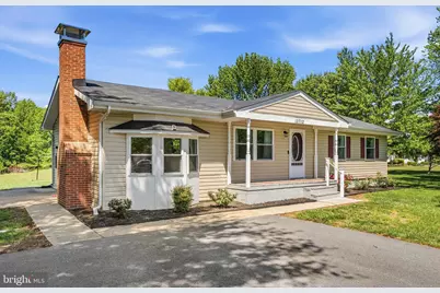 12712 Grosstown Road, Hughesville, MD 20637 - Photo 2