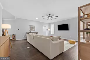 915 Hickory Cir, La Plata, MD 20646 - Photo 12