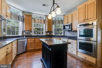 8800 Hill Spring Drive, La Plata, MD 20646 - Photo 32