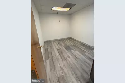 9375 Chesapeake Street #223, La Plata, MD 20646 - Photo 4
