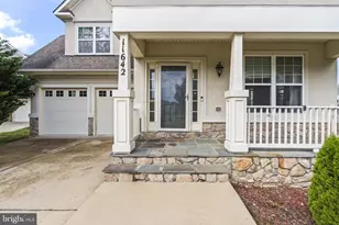 11642 Las Colinas Ct, Waldorf, MD 20602 - Photo 2