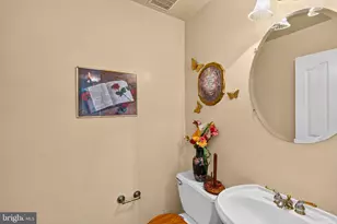 10166 Hubbard Ct, Waldorf, MD 20603 - Photo 32