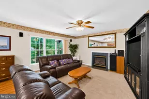 10166 Hubbard Ct, Waldorf, MD 20603 - Photo 14
