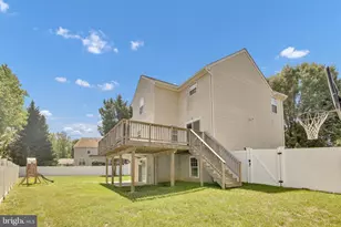 10886 Moore St, Waldorf, MD 20603 - Photo 4