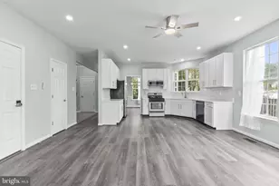 2750 Congress Ct, Waldorf, MD 20603 - Photo 6