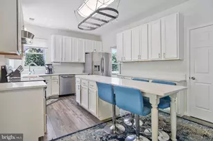 2322 Hawks Landing Ct, Waldorf, MD 20601 - Photo 4