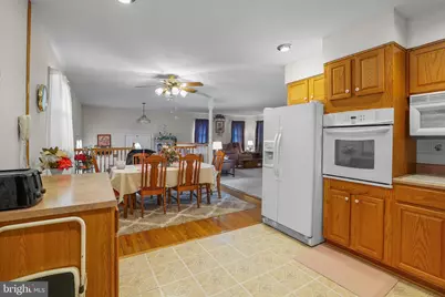 9614 Charles Court, La Plata, MD 20646 - Photo 4