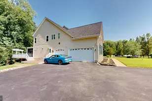 8070 Amberleigh Pl, La Plata, MD 20646 - Photo 6