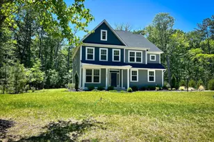 11551 Beacon Hill Ct, Swan Point, MD 20645 - Photo 2