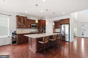11286 St Christopher Dr, White Plains, MD 20695 - Photo 8