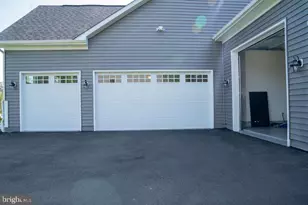 3567 Longleaf Pne Ct, Brandywine, MD 20613 - Photo 6
