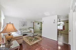 1034 St Pauls Dr, Waldorf, MD 20602 - Photo 4