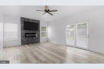 10383 Chamberlin Court E, Waldorf, MD 20601 - Photo 6