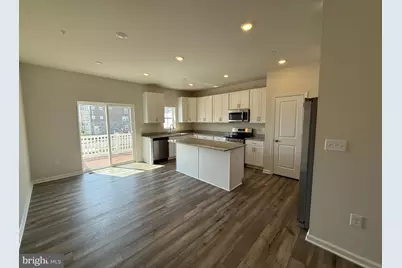 5567 Marksburg Place, White Plains, MD 20695 - Photo 6