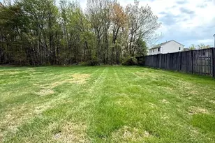 10475 Berry Rd, Waldorf, MD 20603 - Photo 4