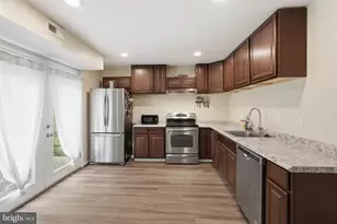 408 Patuxent Ct, La Plata, MD 20646 - Photo 6