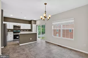 11690 Outlaw Gap Pl, Waldorf, MD 20602 - Photo 6