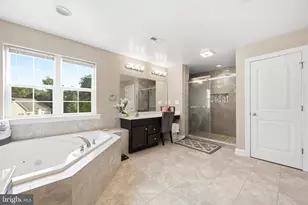 7253 Filly Ct, Hughesville, MD 20637 - Photo 6