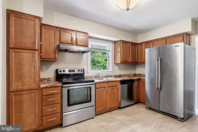 2324 Kent Court, Waldorf, MD 20602 - Photo 10