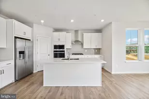 9898 Stonehaven Ct, Waldorf, MD 20601 - Photo 10