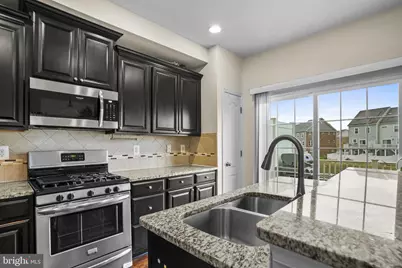 5412 Spotswood Place, White Plains, MD 20695 - Photo 4