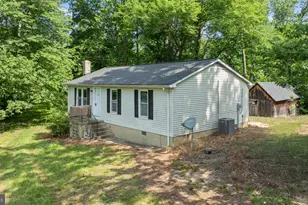 5950 Foster Ln, Hughesville, MD 20637 - Photo 6