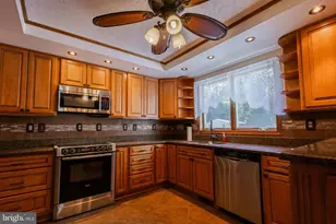 1390 Redwood Cir, La Plata, MD 20646 - Photo 6