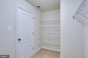 11664 Palm Desert Pl, Waldorf, MD 20602 - Photo 10