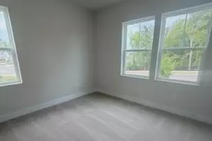5475 Virgin Iss St, White Plains, MD 20695 - Photo 8